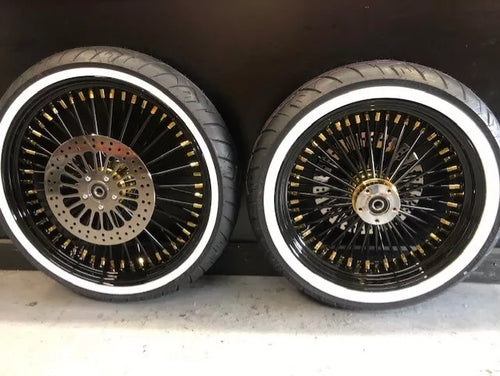SUPER GLIDE DYNA FXDI BLACK/GOLD WHEELS MAMMOTH 52 SPOKE WHEELS 21x2.15/18x4.25